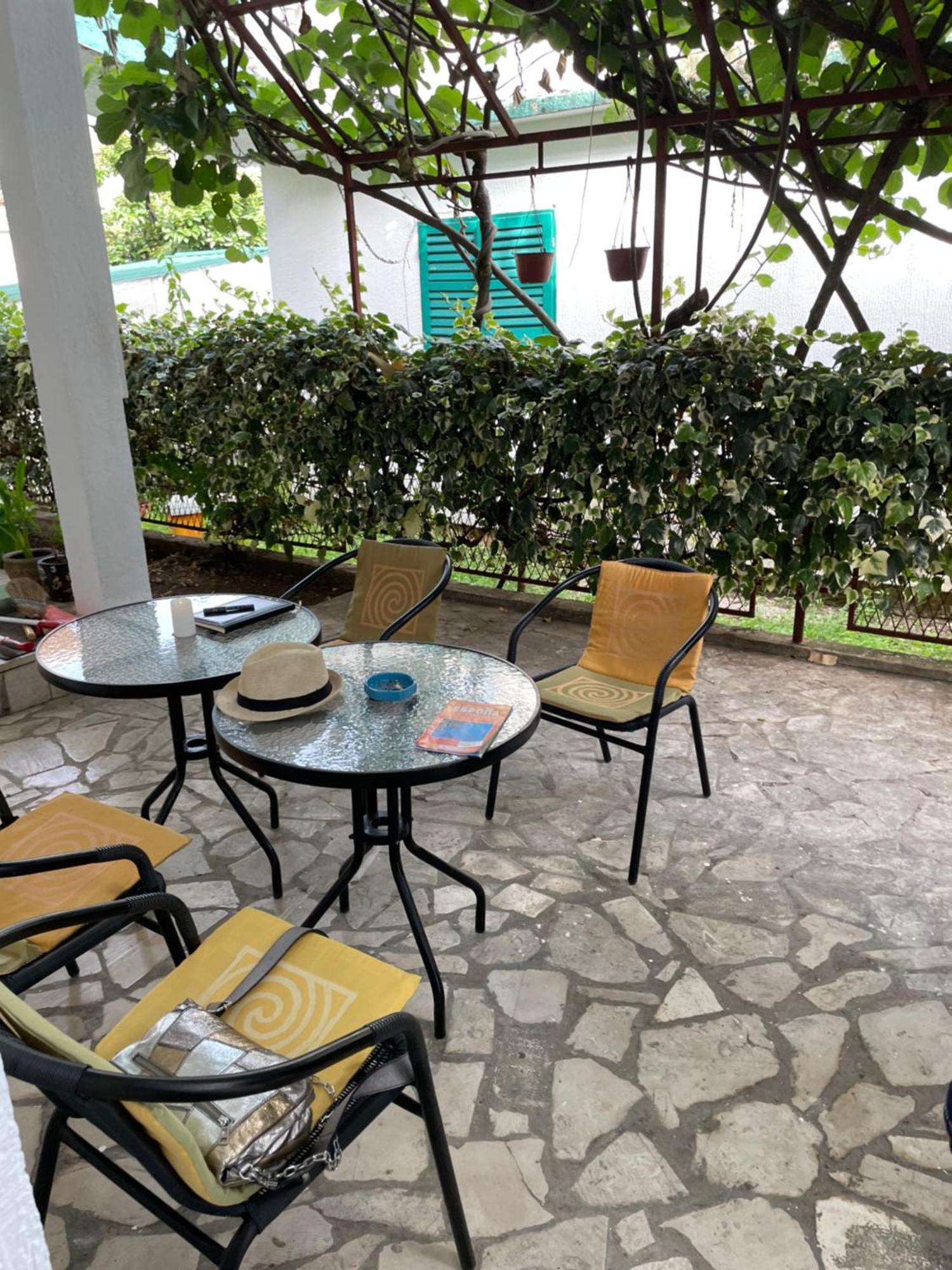 Studios Annie Bijela Ngoại thất bức ảnh